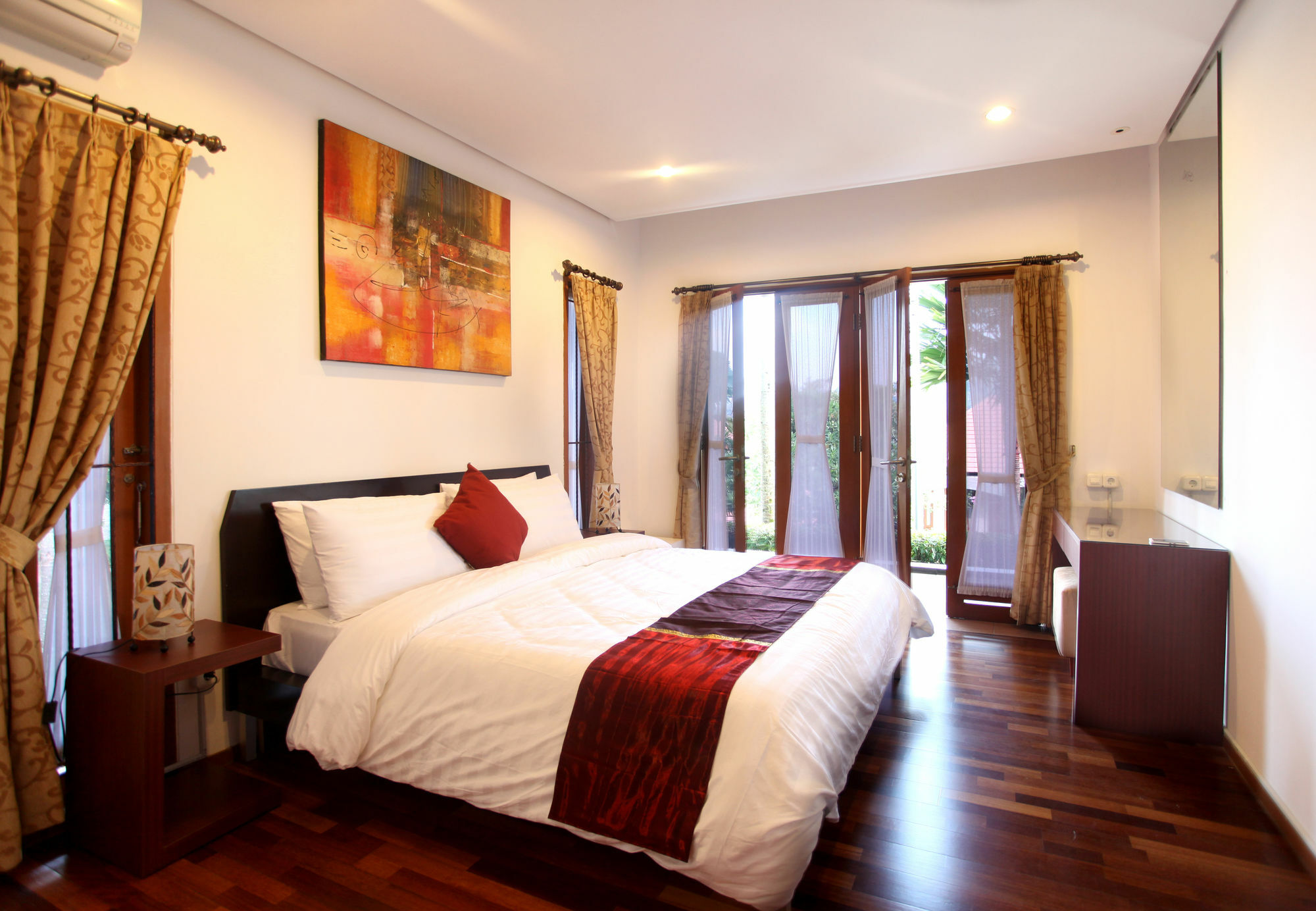 Kencana Villa Dago Bandung Exterior foto