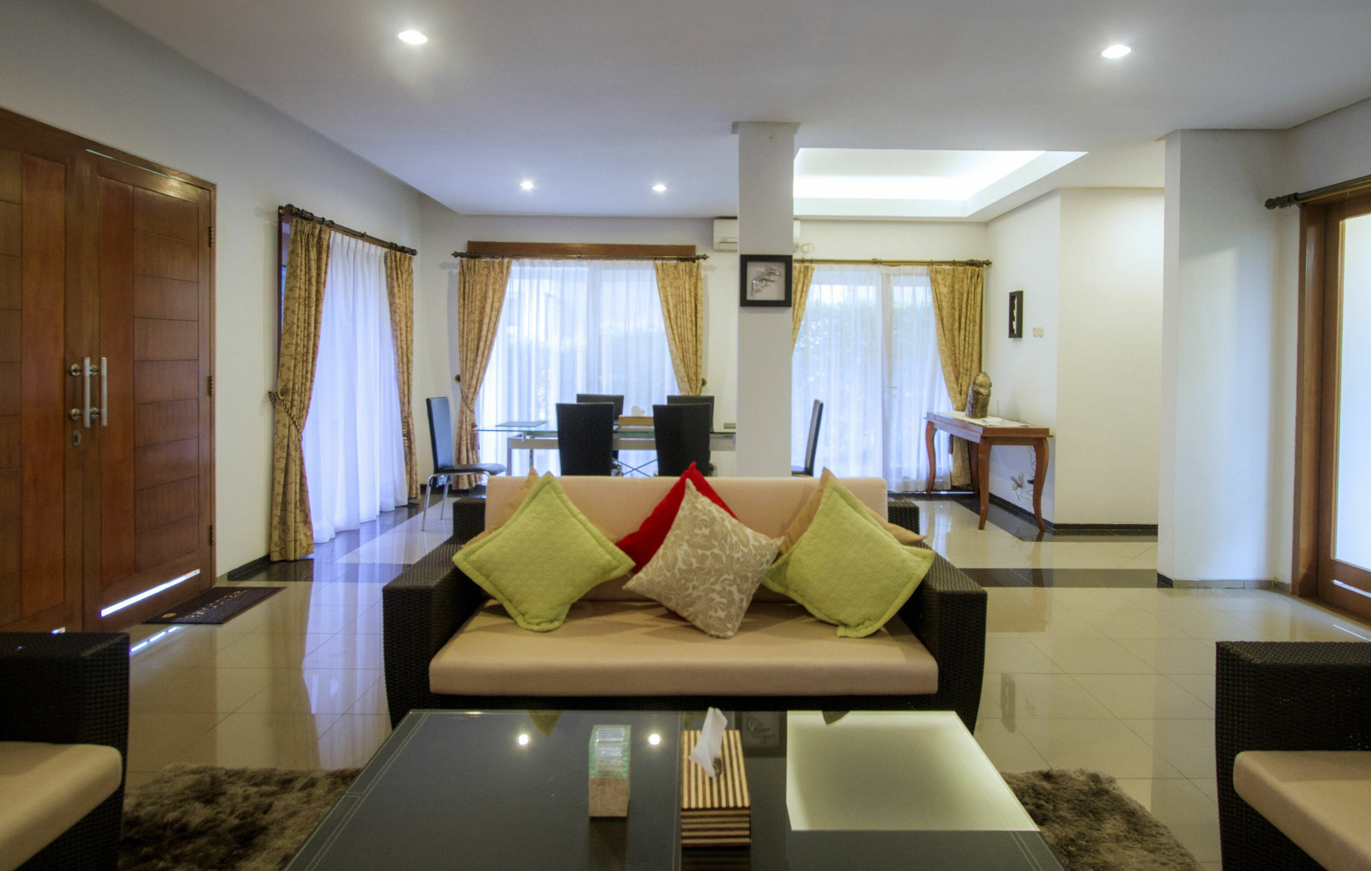 Kencana Villa Dago Bandung Exterior foto